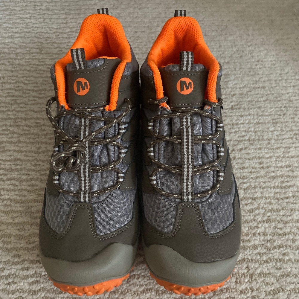 Boys Merrill Hiking Boots - sz 4